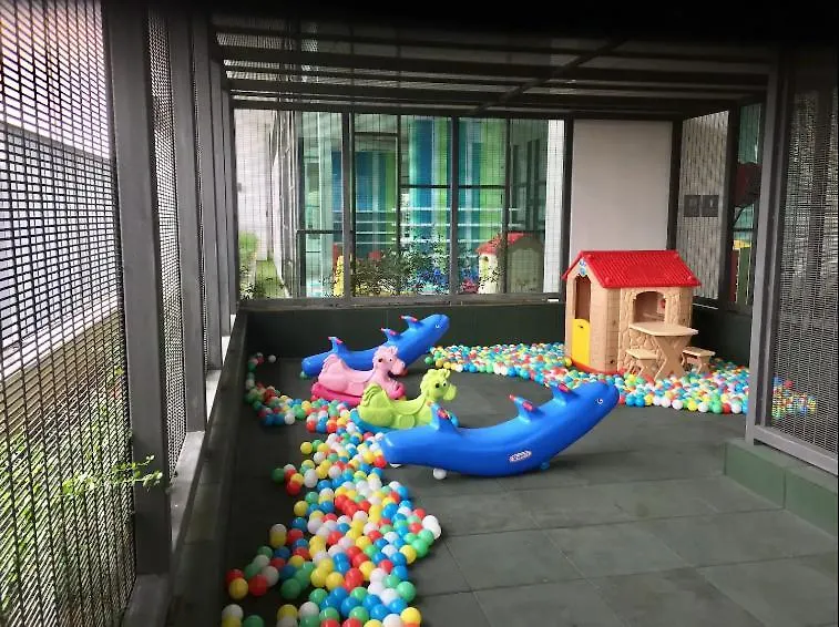 Mid Valley Southkey Mall - 24-7 Support - Netflix - Infinity Pool Johor Bahru Apartment