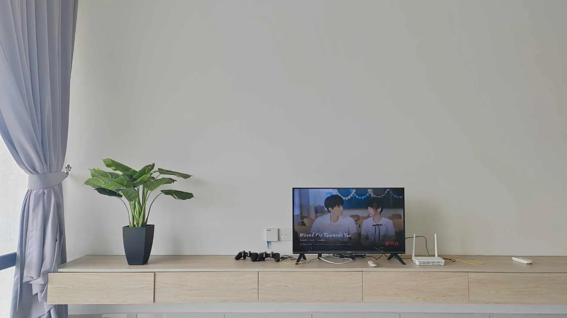 Apartment Mid Valley Southkey Mall - 24-7 Support - Netflix - Infinity Pool Johor Bahru